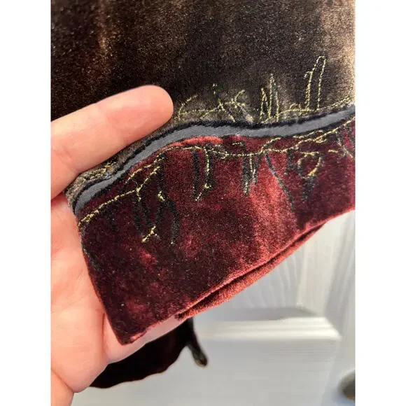 Vintage Chico's Design Size Medium (1) Silk Rayon Blend Velvet Button Up Shirt - Picture 4 of 6